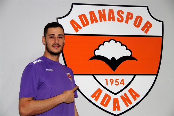 Adanaspor, kaleci Burak Çapkınoğlu'nu transfer etti