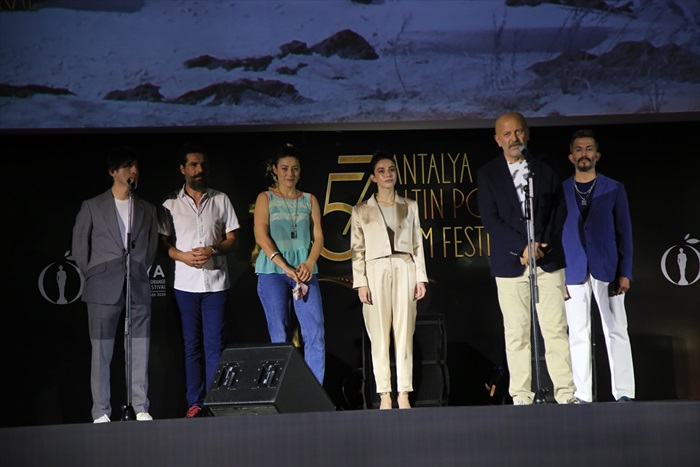 57. Antalya Altın Portakal Film Festivali'nde 'Dirlik Düzenlik' ve 'Koku' filmlerinin gösterimi yapıldı