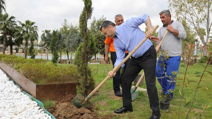 Yüreğir Belediyesinden park çalışmaları