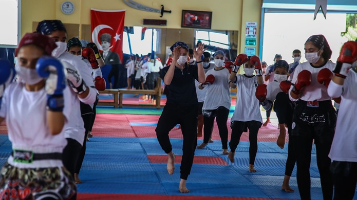 Hedefi muaythai branşında dünya şampiyonluğu