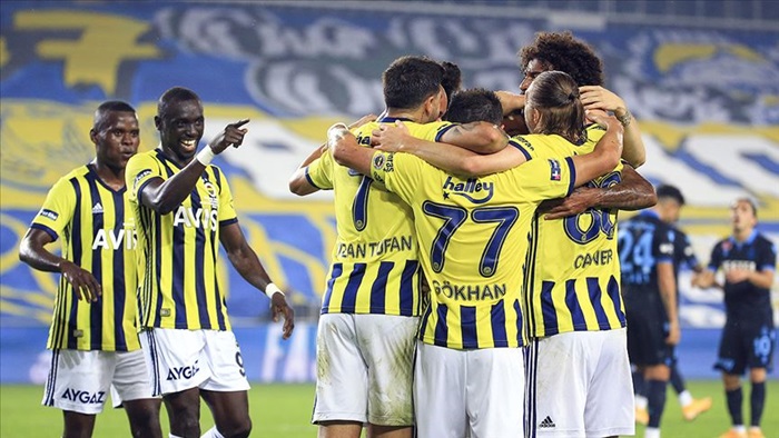 Fenerbahçe galibiyet serisini sürdürdü