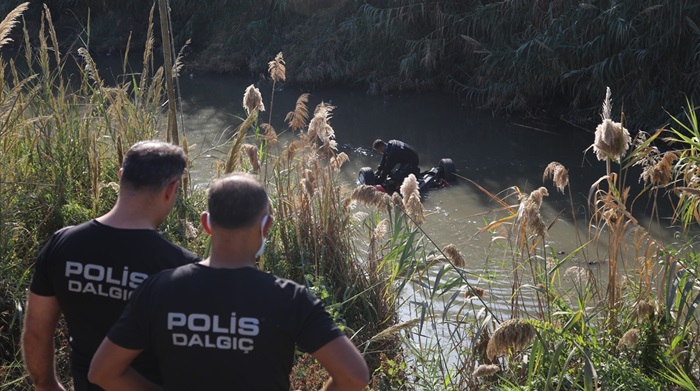 Adana'da serinlemek için sulama kanalına giren kişi boğuldu