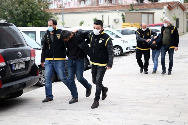 Adana'da 19 bisiklet ve marketlerden ürün çalan iki zanlı tutuklandı