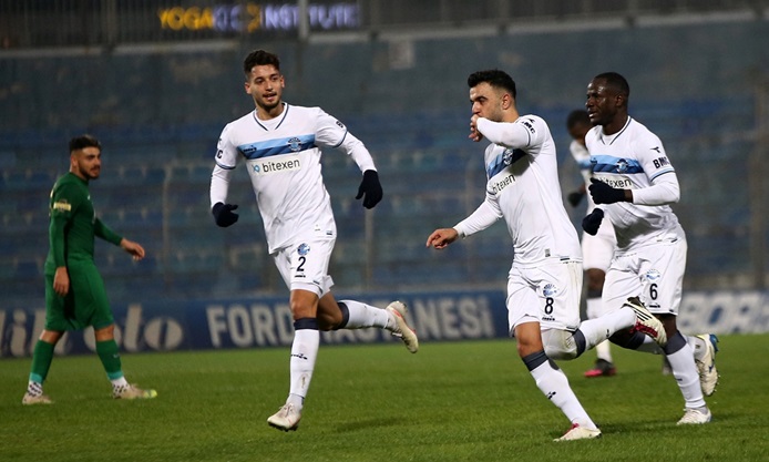 Adana Demirspor: 2 - Akhisarspor: 0  