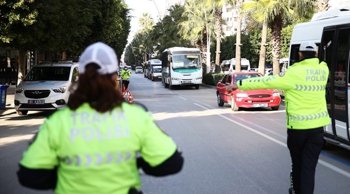 İçişleri Bakanlığından Kurban Bayramı tatili için 81 il valiliğine "trafik" genelgesi