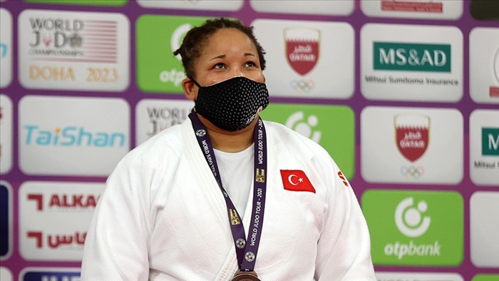 Judoda yılın ilk madalyası Kayra Sayit’ten