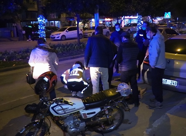 Adana'da otomobil ile motosiklet çarpıştı: 1 yaralı