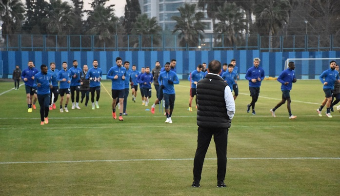 Adana Demirspor galibiyete odaklandı