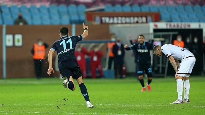 Trabzonspor, deplasmanda Kasımpaşa'yı 2-1 yendi