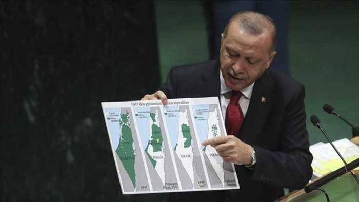 Mustafa Yürekli: Kırk Karede Erdoğan: 17. Erdoğan'dan BM Kürsüsü’nde Haritalı İsrail Çıkışı