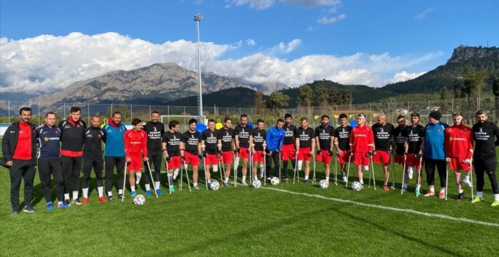 Ampute Milli Futbol Takımı hazırlıklarına Antalya'da devam ediyor