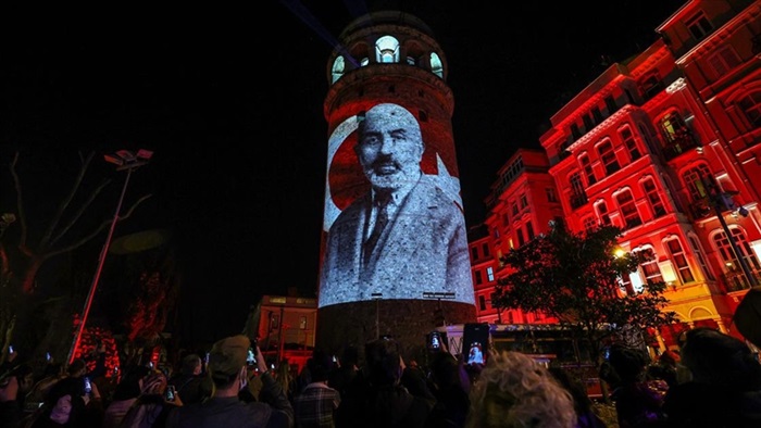 Türk milletinin var oldukça Milli Şair Akif 'i sinesinde anmaya ve yaşatmaya devam edecek..