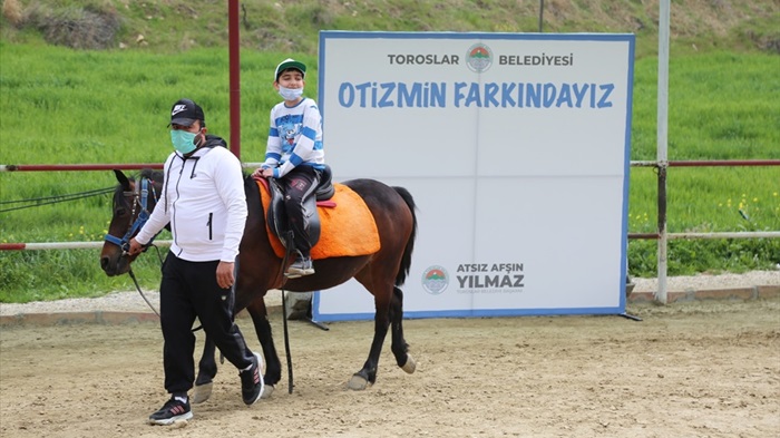 Adana ve Mersin'de, Dünya Otizm Farkındalık Günü etkinlikleri düzenlendi