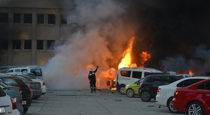 PKK'nın yaşlı kuryesi Adana Valiliğine saldırıdaki bombaları da getirmiş