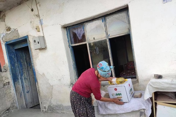 Adana İHH Başkanı Eraslan: "Gelin Bu Ramazan İhtiyaç Sahiplerinin Umudu Siz Olun"