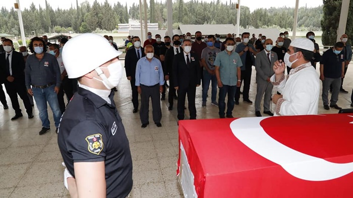 Adana Valisi Elban'ın koruma polisi, kalp krizi sonucu hayatını kaybetti