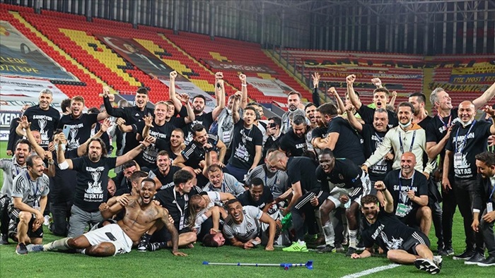 Beşiktaş, Süper Lig şampiyonluk kupasına yarın kavuşacak