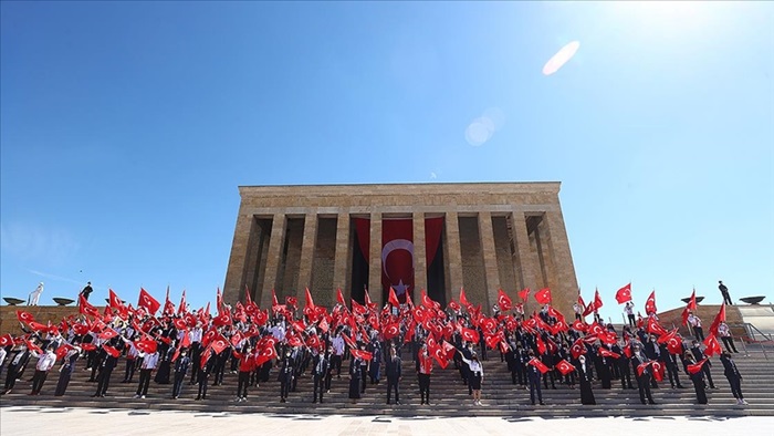 19 Mayıs törenlerle kutlanıyor