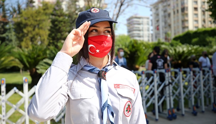 Çukurova'da 19 Mayıs Atatürk'ü Anma, Gençlik ve Spor Bayramı kutlanıyor..