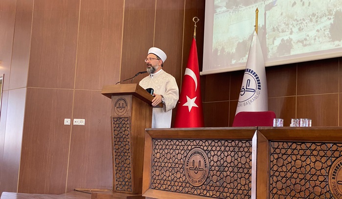 Diyanet İşleri Başkanı Erbaş: "Dünyadaki değişimlerden en fazla İslam toplumu etkileniyor"