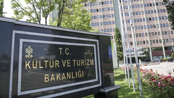 Kültür ve Turizm Bakanlığı 450 sözleşmeli sanatçı alacak