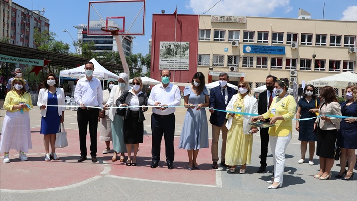 Adana'da el işi ürünleri sergisi açıldı