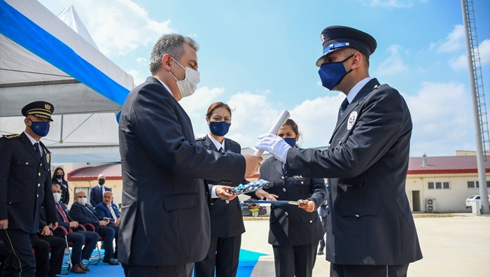 Adana'da polis adaylarının mezuniyet heyecanı