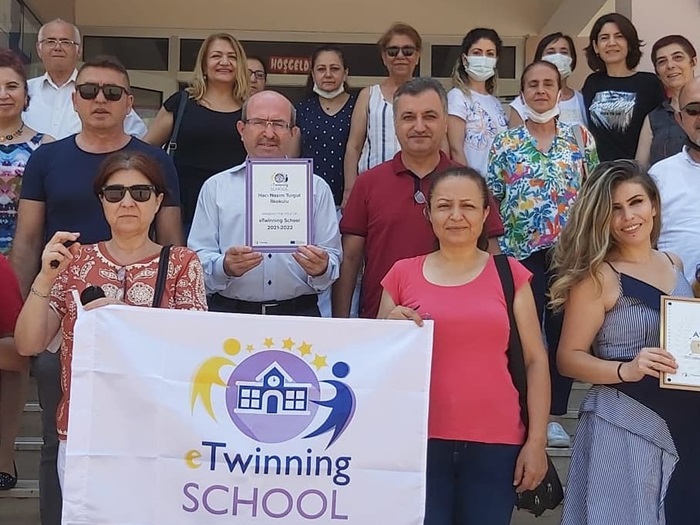 Hacı Nazım Turgut İlkokulu eTwinning Projesi Yapıyor