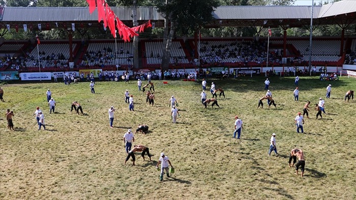 660. Tarihi Kırkpınar Yağlı Güreşleri'nde son gün müsabakaları başladı