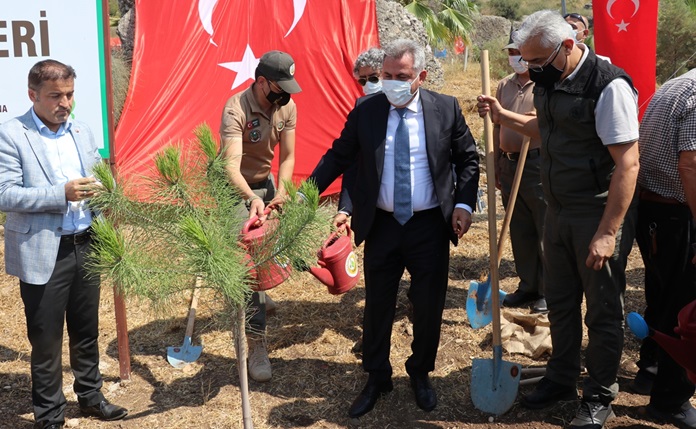 Adana'da 15 Temmuz Demokrasi ve Milli Birlik Günü dolayısıyla çeşitli etkinlikler düzenlendi