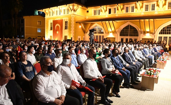 Çukurova'da 15 Temmuz Demokrasi ve Milli Birlik Günü dolayısıyla etkinlik yapıldı