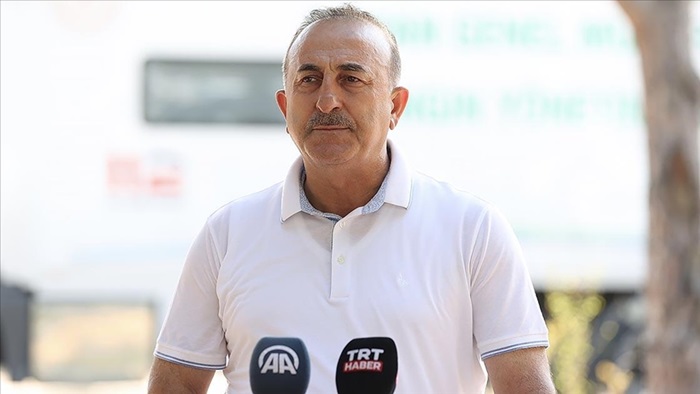 Bakan Çavuşoğlu: Manavgat'ta 6 uçak, 2 insansız hava aracı, 2'si yönetim 17 helikopter ile çalışmayı sürdürdük