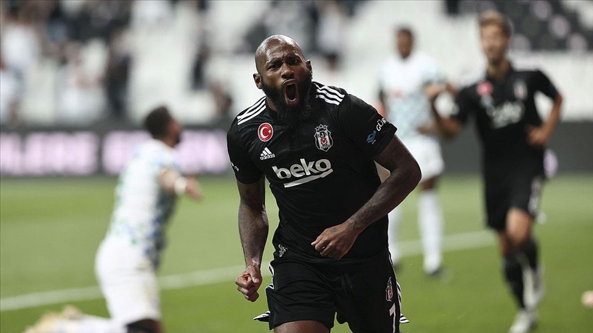 Beşiktaş, Atakaş Hatayspor'la 1-1 berabere kaldı.