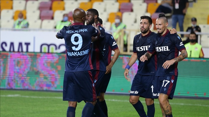 Trabzonspor'un 27 maçlık yenilmezlik serisine Antalyaspor son verdi