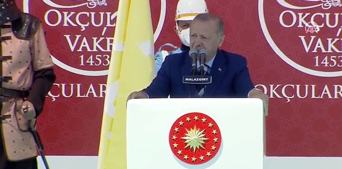 CANLI: Cumhurbaşkanı Erdoğan: Türkiye, büyük medeniyet mirasının bugünkü varisi olarak yeni bir şahlanış içindedir