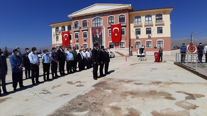 Adana, Mersin ve Hatay'ın ilçelerinde Büyük Zafer'in 99. yıl dönümü kutlandı