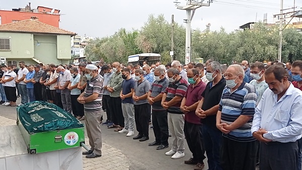 Kaza kurbanı Şeyma öğretmen son yolculuğuna uğurlandı