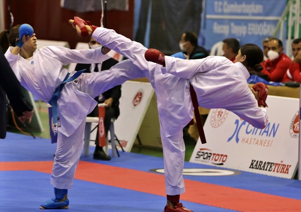 Türkiye Büyükler ve Veteranlar Karate Şampiyonası sona erdi