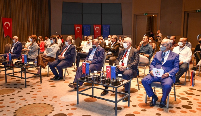 Adana’nın unutulmaya yüz tutmuş yemek kültürü ortaya çıkarılıyor