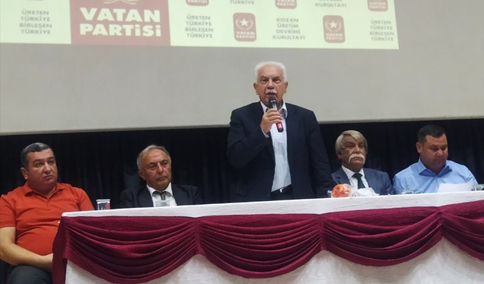 Perinçek, Adana'da "Kozan Üretim Devrimi Kurultayı"na katıldı