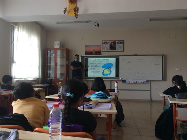 Aladağ'da öğrencilere gıda güvenliği semineri verildi