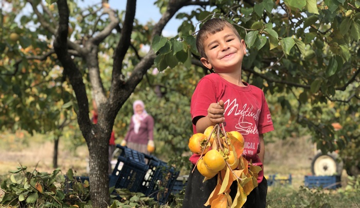 Çamaşır ipine asarak başladı, şimdi siparişlere yetişemiyor