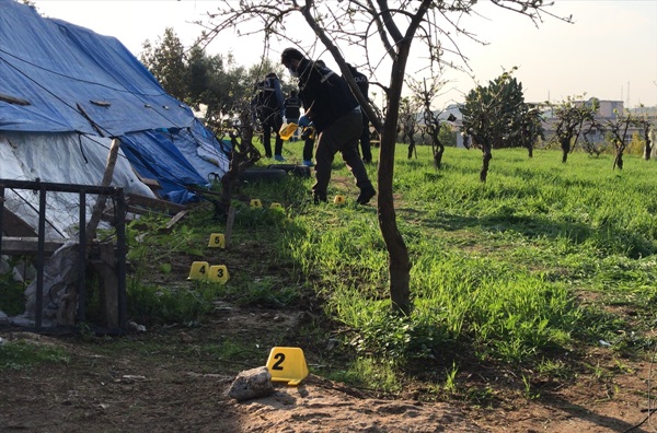 Adana'da silahlı saldırıya uğrayan 3 kişi hayatını kaybetti