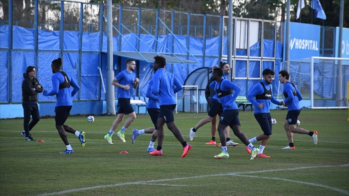 Adana Demirspor, Konyaspor maçı hazırlıklarına başladı