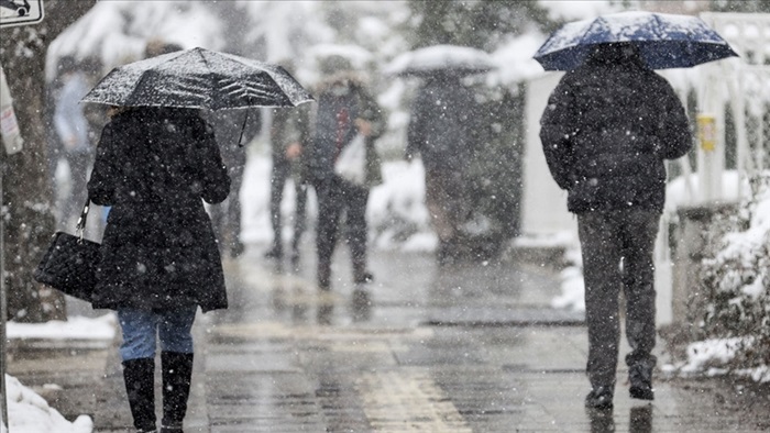 Ülke genelinde hava sıcaklıkları yarından itibaren düşüyor, kar başlıyor