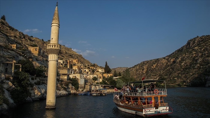 "Sakin şehir" Halfeti, doğal güzellikleriyle ziyaretçilerini ağırlıyor