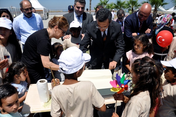 Adana'da mevsimlik tarım işçilerinin çocukları düzenlenen etkinlikte eğlendi