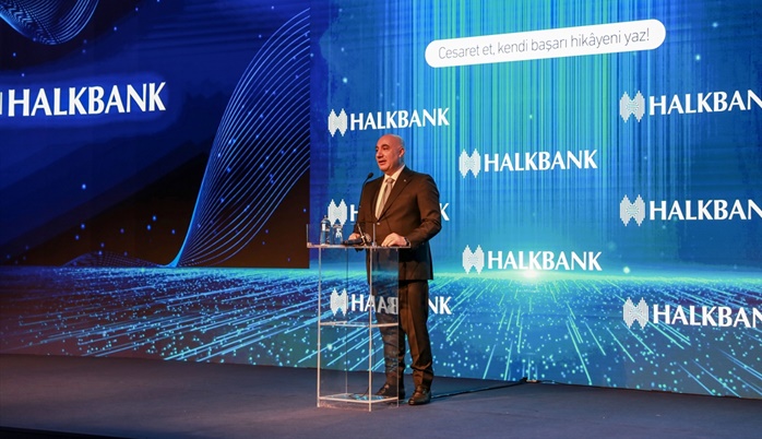 Halkbank Genel Müdürü Arslan, "Halkbank Üreten Kadınlar Buluşması"nda konuştu