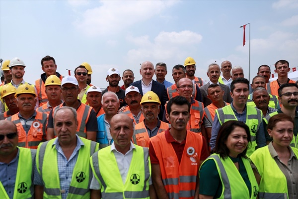 Ulaştırma ve Altyapı Bakanı Adil Karaismailoğlu, Adana'da