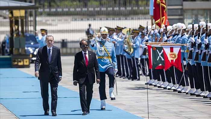 Cumhurbaşkanı Erdoğan, Somali Cumhurbaşkanı Mahmud'u resmi törenle karşıladı